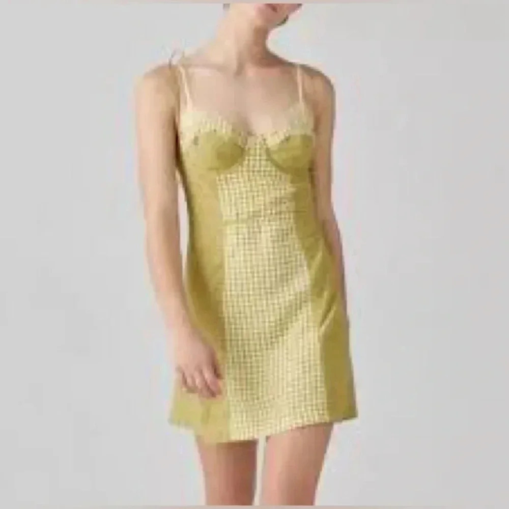 Yellow urban outfitters size large eyelet and sear sucker picnic summer dress